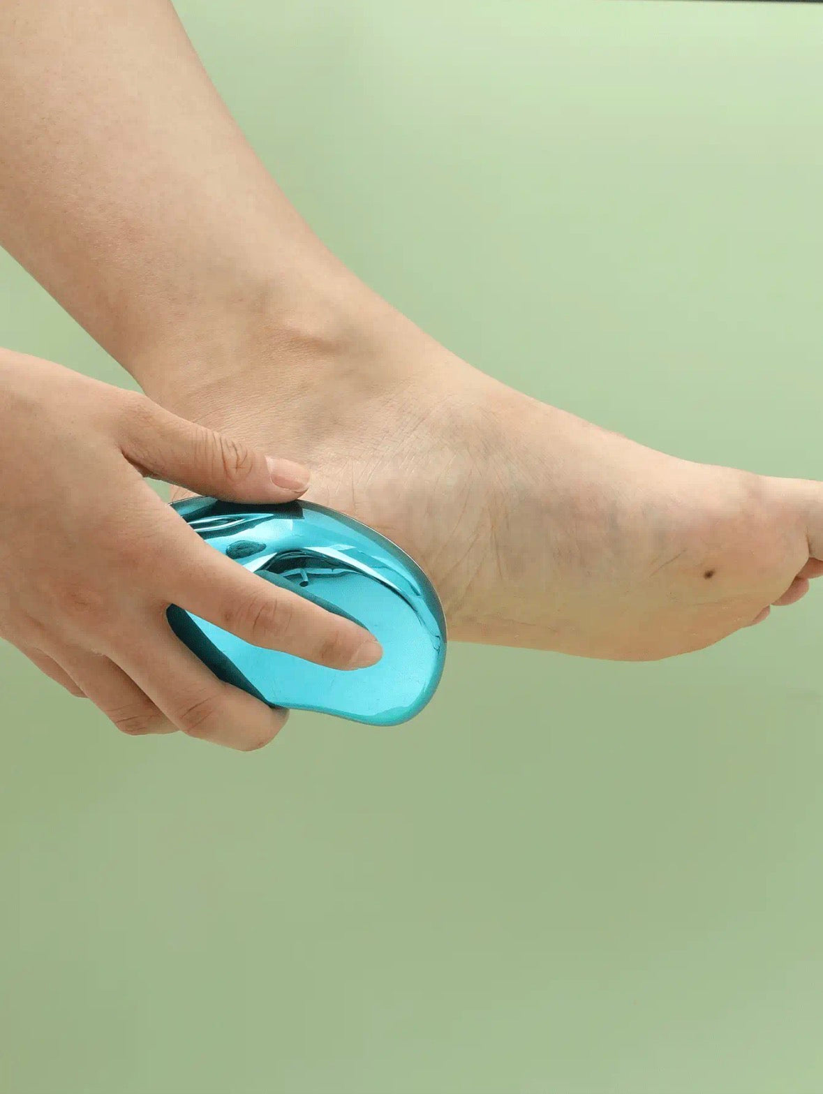 Crystal Hair Remover That Deliver Smooth, Silky Skin Effortlessly